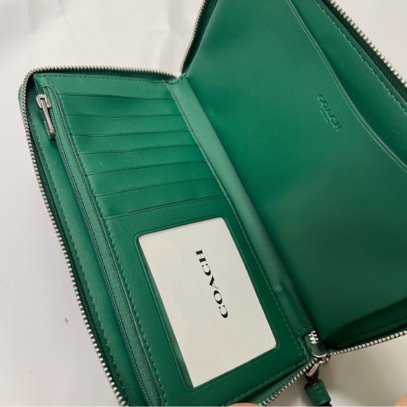 Coach Dempsey Large Phone Wallet Jacquard With Stripe And Patch c9073 - Picture 3 of 5